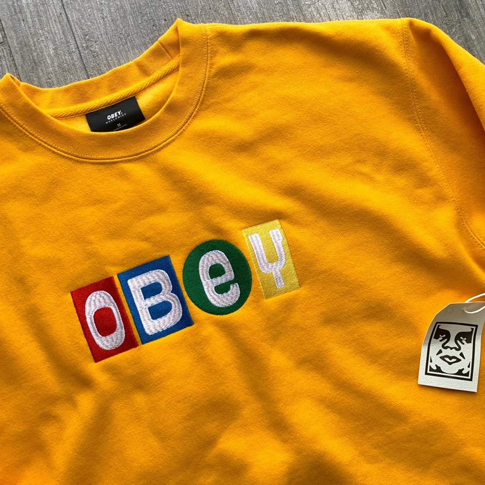 ๐ฅ๐ฅOBEY - BIG SHOTS CREWNECK SWEATSHIRT๐ฅ๐ฅ - Picture 2 of 4
